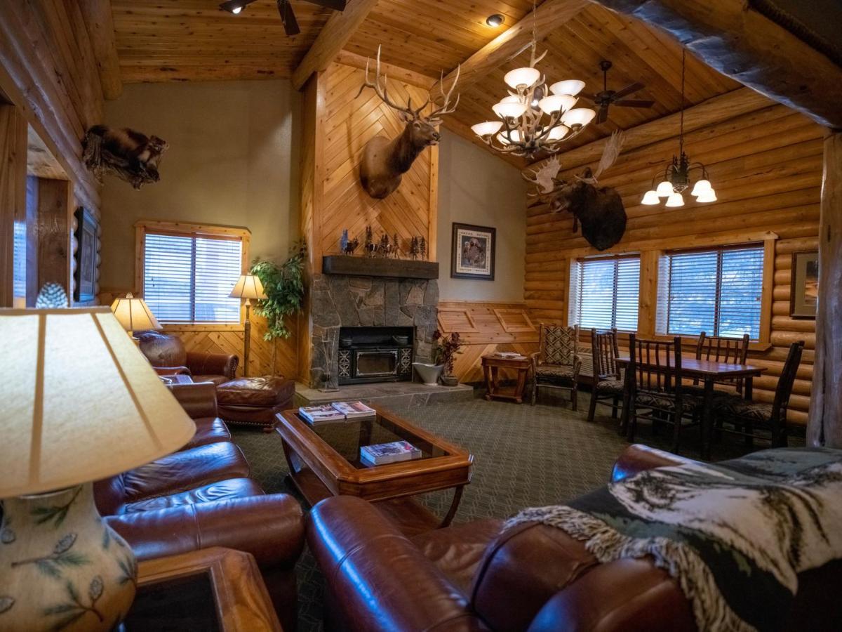 Mountain Vista Hotel West Yellowstone Bagian luar foto
