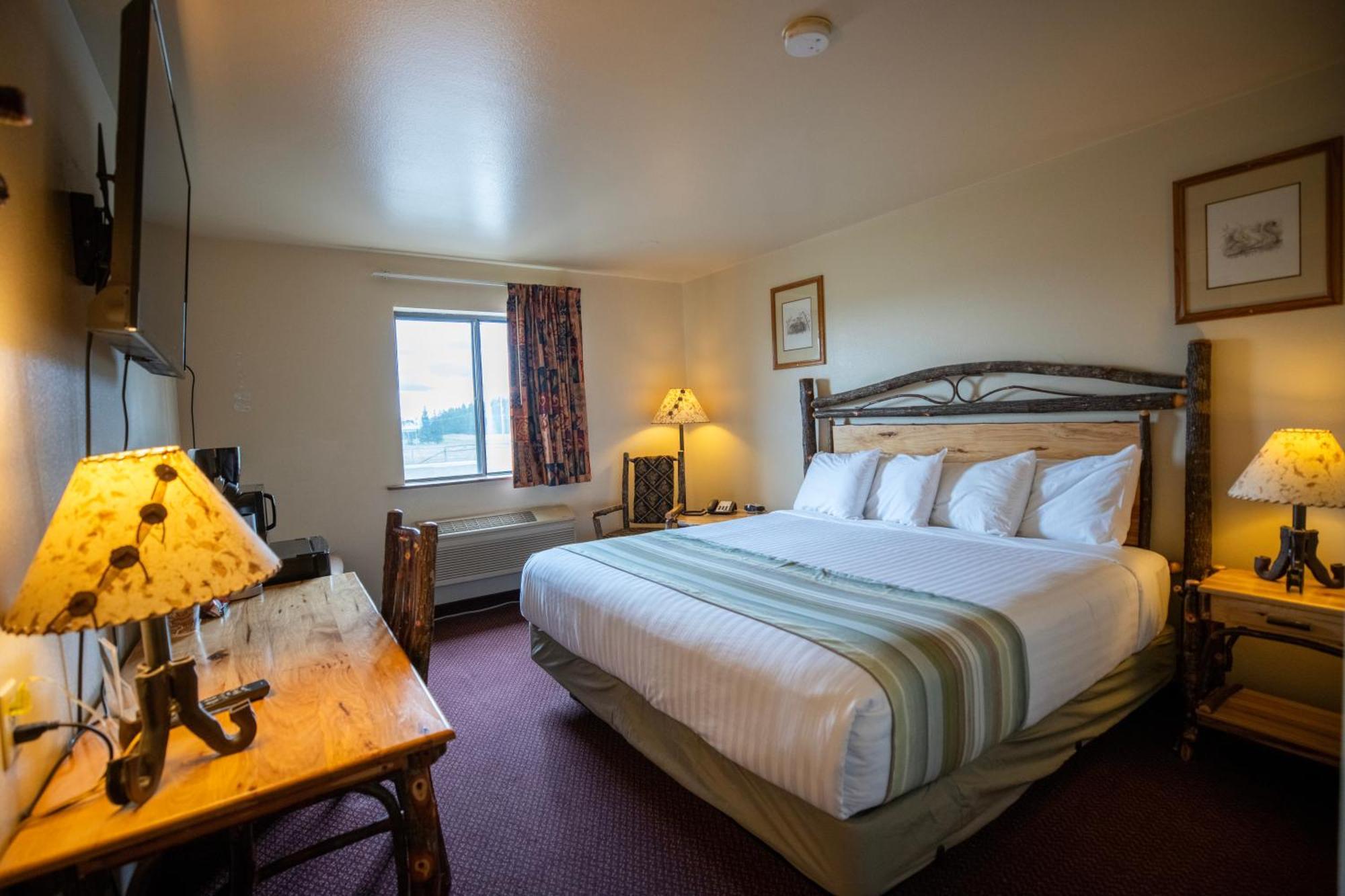 Mountain Vista Hotel West Yellowstone Bagian luar foto