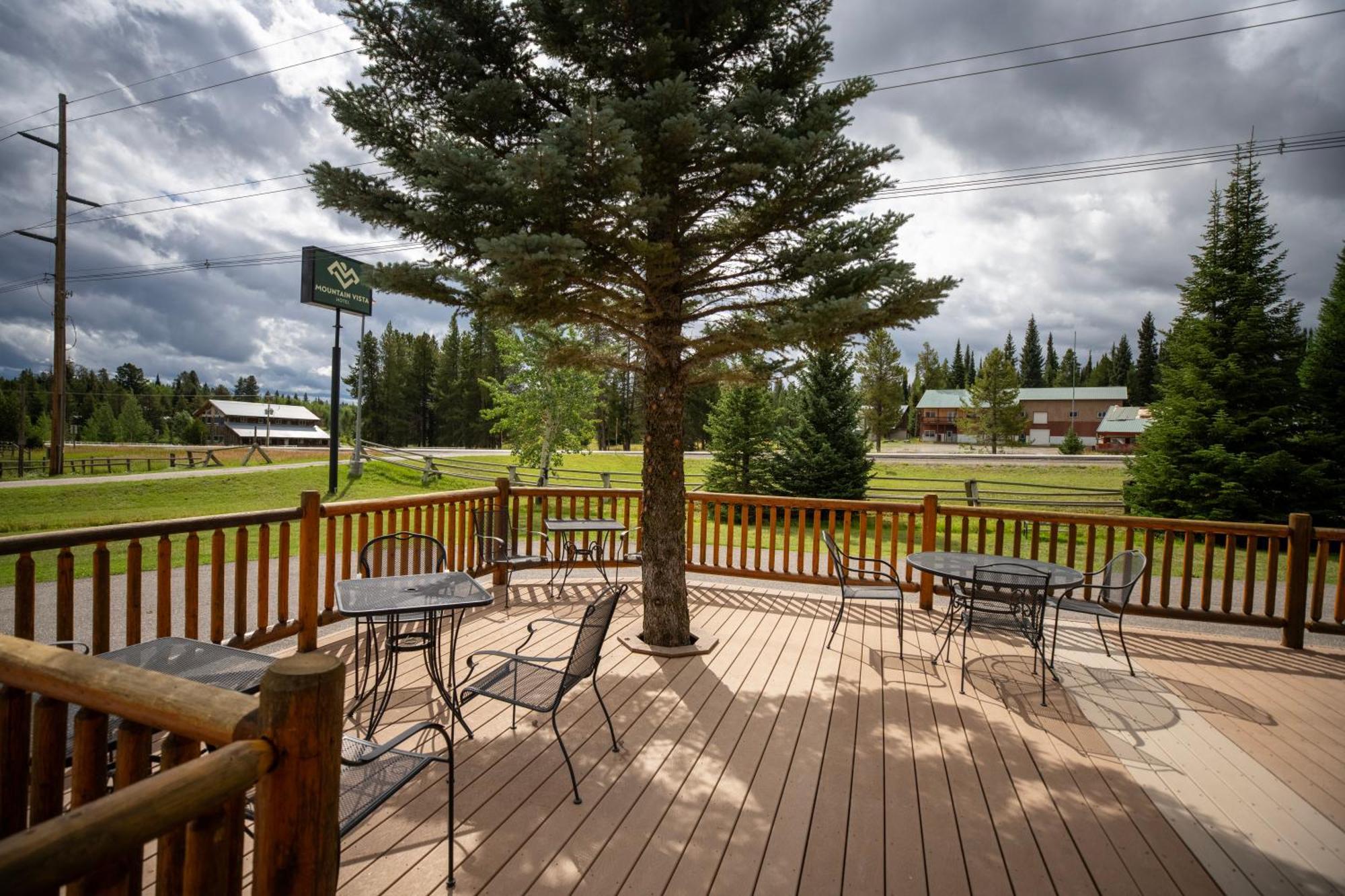 Mountain Vista Hotel West Yellowstone Bagian luar foto