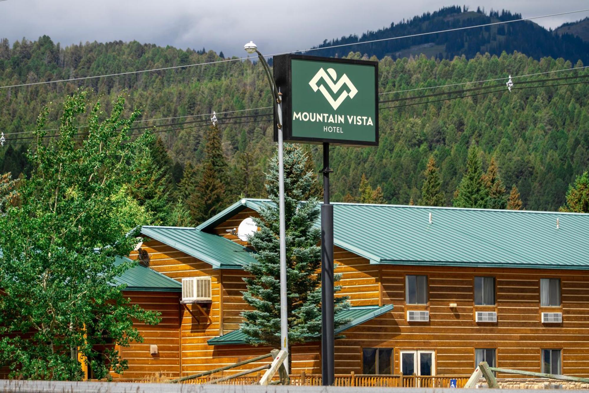 Mountain Vista Hotel West Yellowstone Bagian luar foto