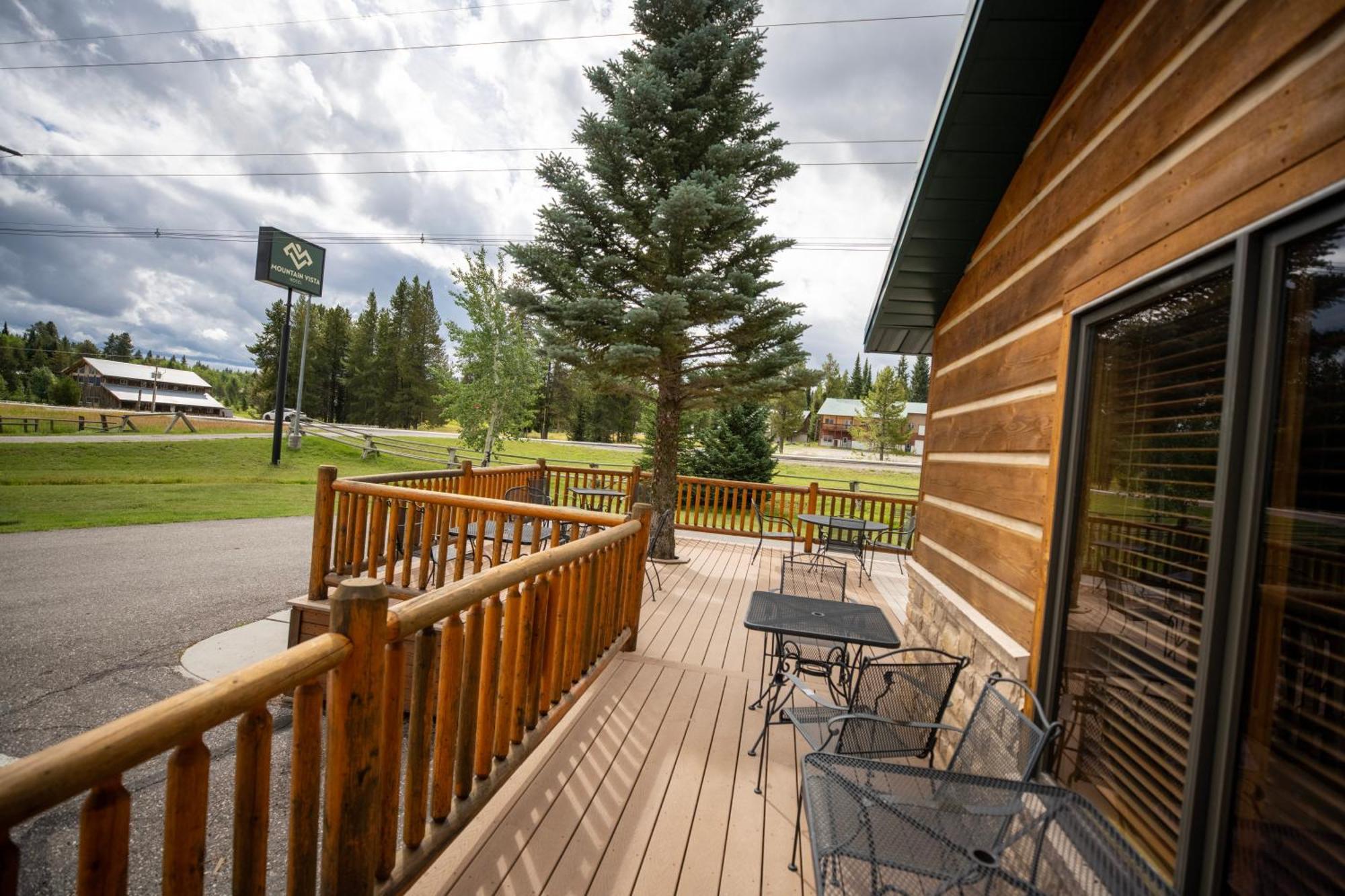 Mountain Vista Hotel West Yellowstone Bagian luar foto