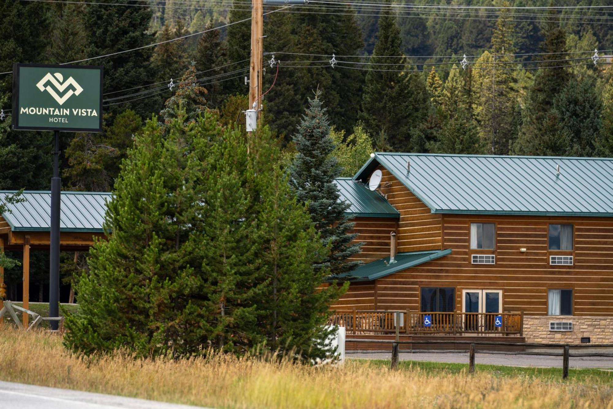 Mountain Vista Hotel West Yellowstone Bagian luar foto